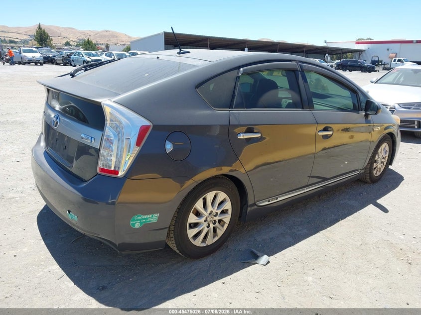 2012 Toyota Prius VIN JTDKN3DP1C3008064 IAAI salvage auction — NORMAL WEAR, Clear - Dealer Only (California), sold $6,800 on 2026-07-09 (photo 4)