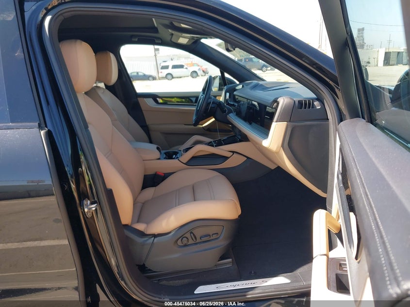 2024 Porsche Cayenne VIN WP1AL2AY9RDA35474 IAAI salvage auction — FRONT END, Salvage Title, sold $40,750 on 2026-07-15 (photo 5)