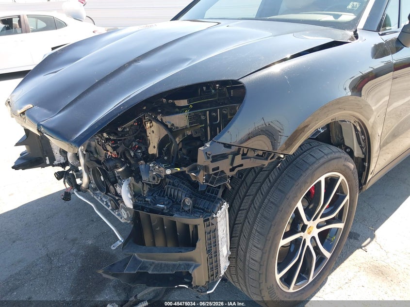 2024 Porsche Cayenne VIN WP1AL2AY9RDA35474 IAAI salvage auction — FRONT END, Salvage Title, sold $40,750 on 2026-07-15 (photo 6)