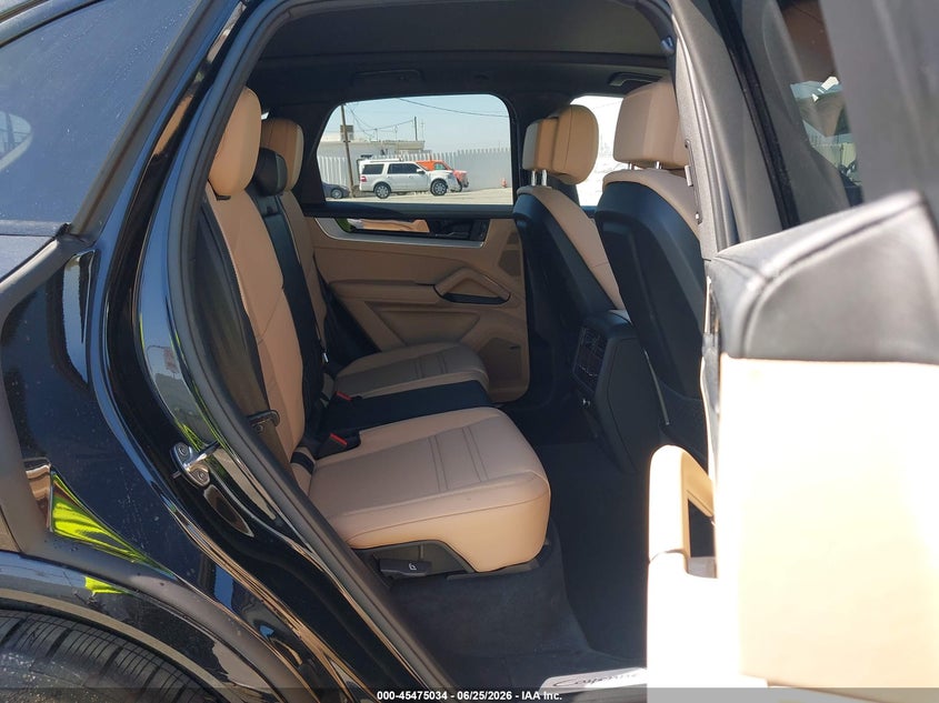 2024 Porsche Cayenne VIN WP1AL2AY9RDA35474 IAAI salvage auction — FRONT END, Salvage Title, sold $40,750 on 2026-07-15 (photo 8)
