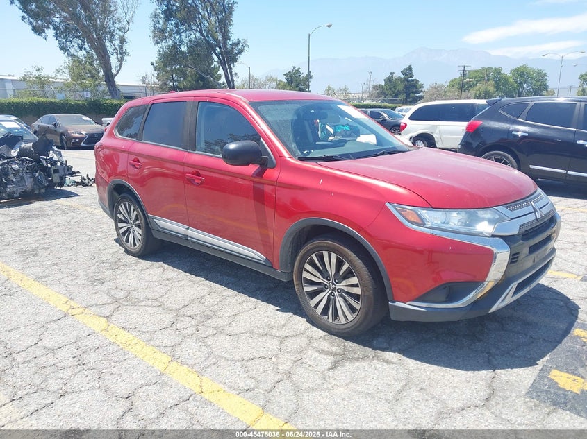 2019 Mitsubishi Outlander VIN JA4AD2A31KZ032283 IAAI salvage auction — SIDE, Salvage (California), sold $2,500 on 2026-07-10 (photo 1)