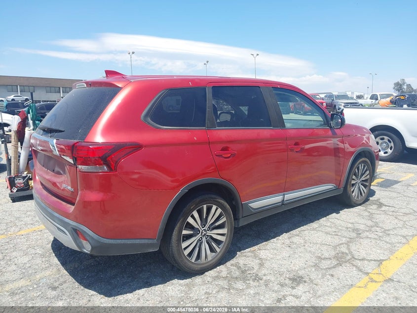 2019 Mitsubishi Outlander VIN JA4AD2A31KZ032283 IAAI salvage auction — SIDE, Salvage (California), sold $2,500 on 2026-07-10 (photo 4)
