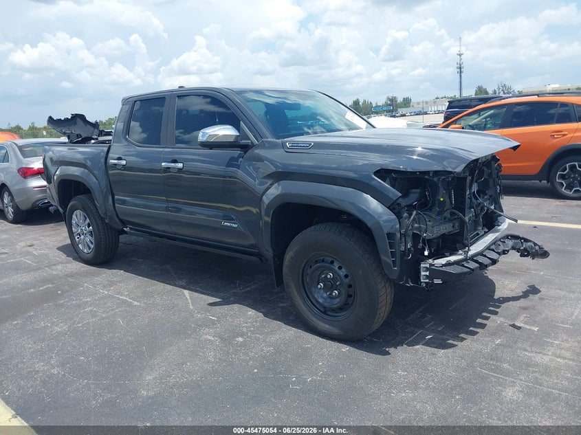 2025 Toyota Tacoma VIN 3TYLC5LN6ST035641 IAAI salvage auction — FRONT END, Salvage Title, sold $15,300 on 2026-07-30 (photo 1)