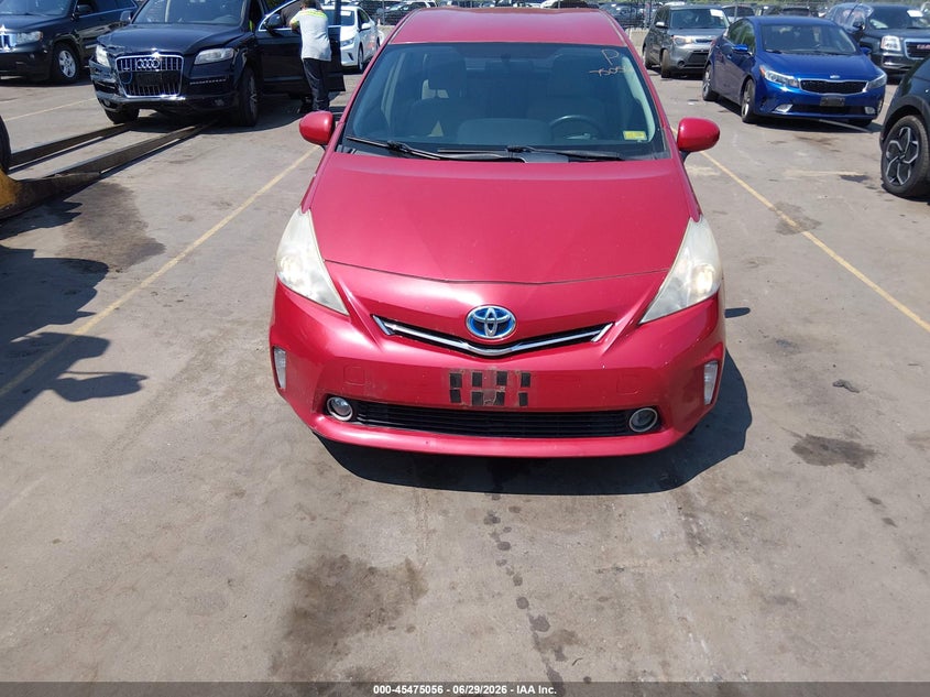 2012 Toyota Prius v VIN JTDZN3EU0C3132717 IAAI salvage auction — NORMAL WEAR, Clear (Connecticut), sold $1,050 on 2026-07-16 (photo 6)