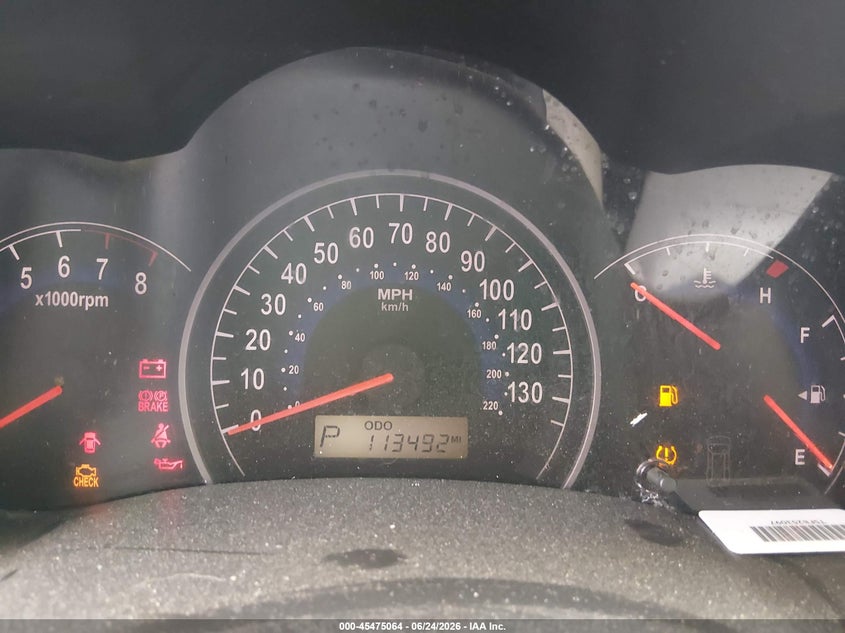 2007 Hyundai Entourage VIN KNDMC233176026947 IAAI salvage auction — NORMAL WEAR, Clear (Nevada), sold $375 on 2026-07-17 (photo 7)