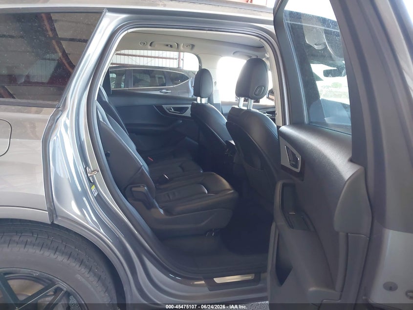 2017 Audi Q7 VIN WA1LHAF75HD045188 IAAI salvage auction — NORMAL WEAR, Clear - Dealer Only (California), sold $4,150 on 2026-07-07 (photo 8)
