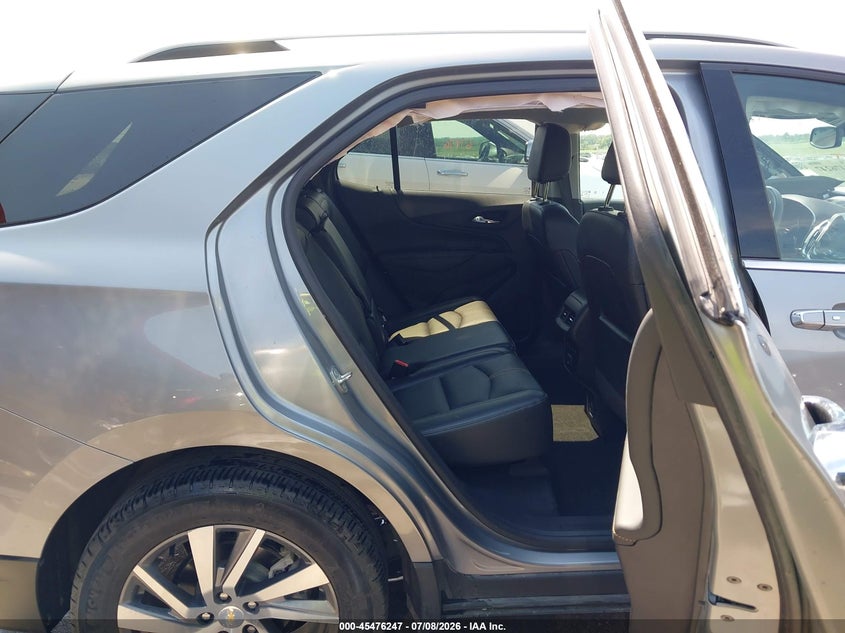 2023 Chevrolet Equinox VIN 3GNAXXEGXPL120438 IAAI salvage auction — FRONT END, Salvage Title, sold $8,300 on 2026-07-30 (photo 8)