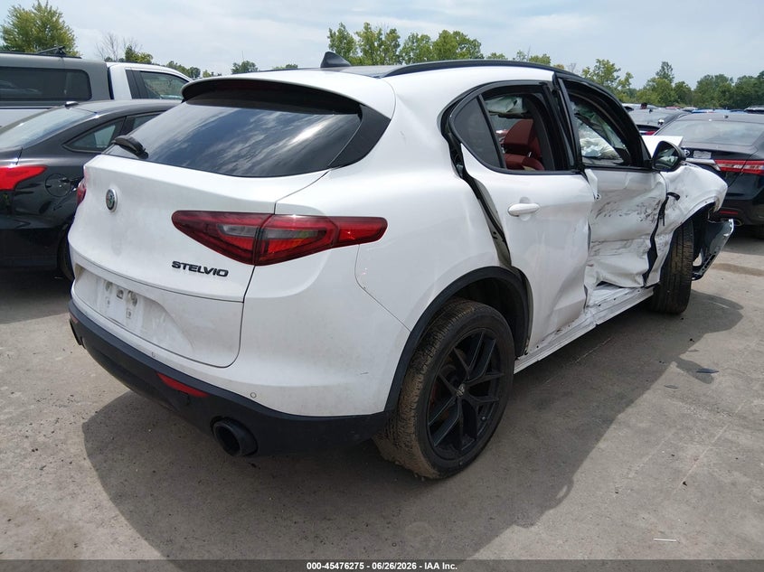 2019 Alfa romeo Stelvio VIN ZASPAKAN8K7C69138 IAAI salvage auction — FRONT END, Salvage Title, sold $950 on 2026-07-21 (photo 4)