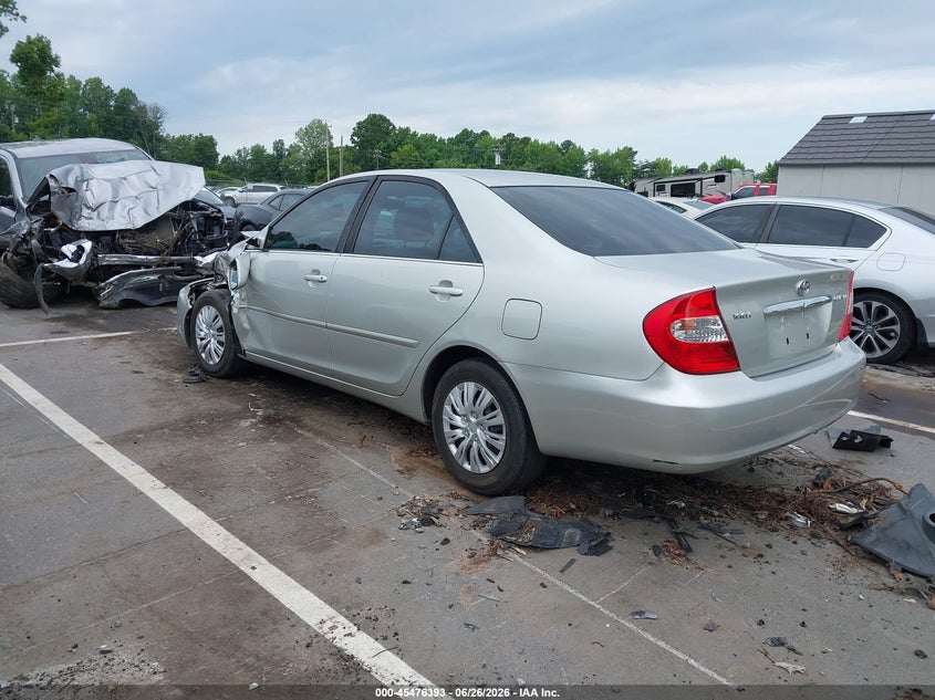 2004 Toyota Camry VIN JTDBE32K240290824 IAAI salvage auction — LEFT FRONT, Salvage (North Carolina), sold $25 on 2026-07-30 (photo 3)