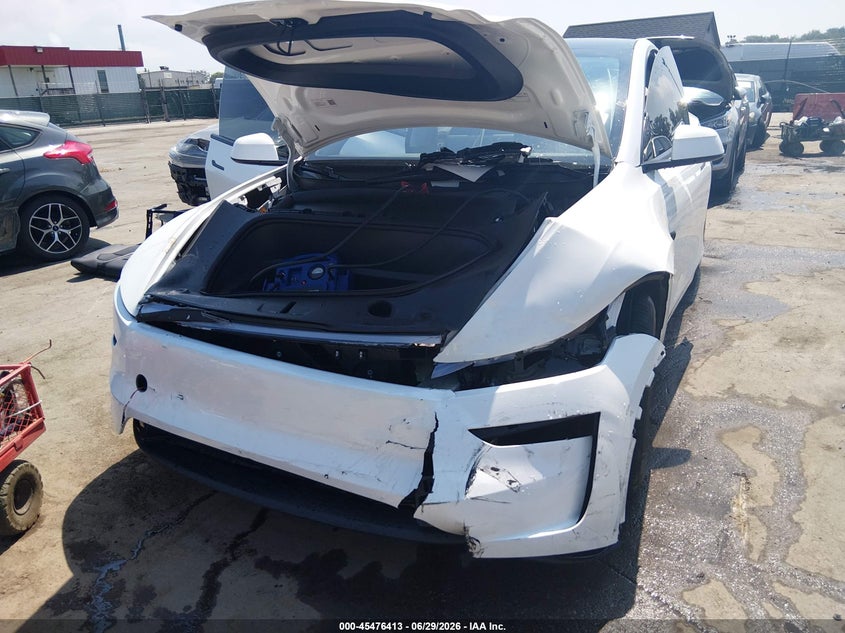 2026 Tesla Model y VIN 7SAYGDEE9TA389768 IAAI salvage auction — FRONT END, Salvage Title, sold $17,600 on 2026-07-24 (photo 6)