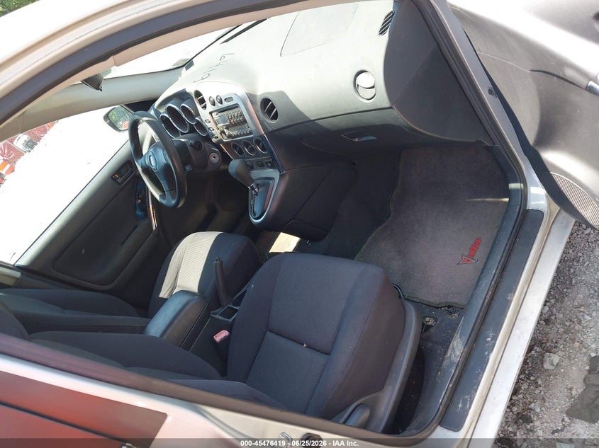 2004 Pontiac Vibe VIN 5Y2SL62804Z451064 IAAI salvage auction — NORMAL WEAR, Clear (Virginia), sold $850 on 2026-07-07 (photo 5)