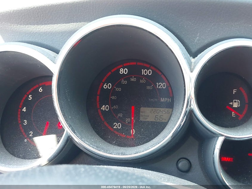 2004 Pontiac Vibe VIN 5Y2SL62804Z451064 IAAI salvage auction — NORMAL WEAR, Clear (Virginia), sold $850 on 2026-07-07 (photo 7)