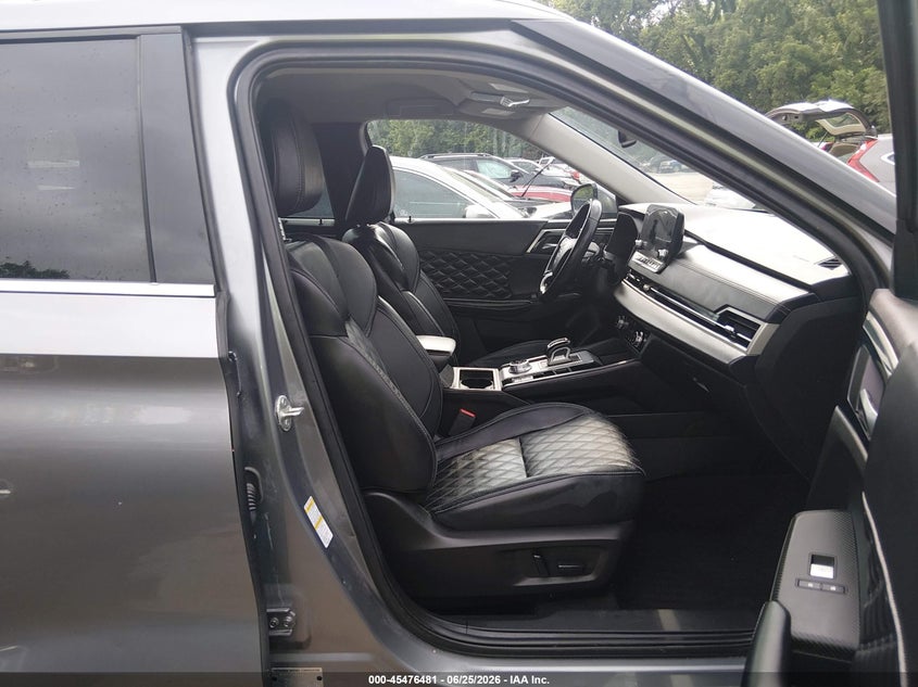 2022 Mitsubishi Outlander VIN JA4J4VA8XNZ060102 IAAI salvage auction — HAIL, Salvage Title, sold $8,800 on 2026-07-26 (photo 5)