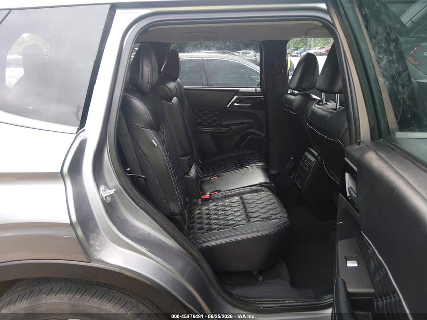 2022 Mitsubishi Outlander VIN JA4J4VA8XNZ060102 IAAI salvage auction — HAIL, Salvage Title, sold $8,800 on 2026-07-26 (photo 8)