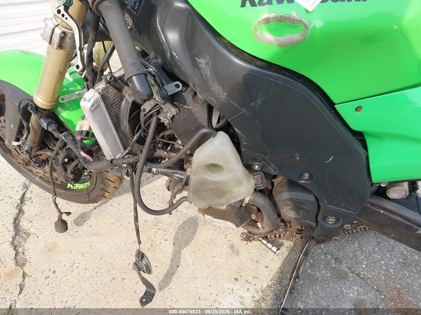 2006 Kawasaki Zx1000 VIN JKAZXCD116A000710 IAAI salvage auction — FRONT END, Salvage (North Carolina), sold $200 on 2026-07-28 (photo 9)
