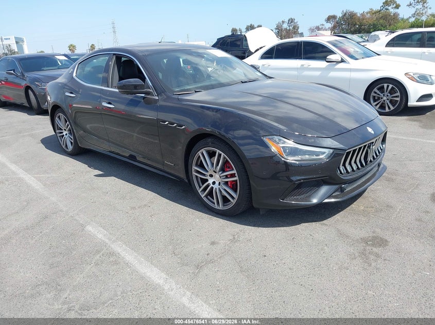 2018 Maserati Ghibli VIN ZAM57YSS9J1260127 IAAI salvage auction — LEFT SIDE, Salvage (Arizona), sold $3,950 on 2026-07-30 (photo 1)