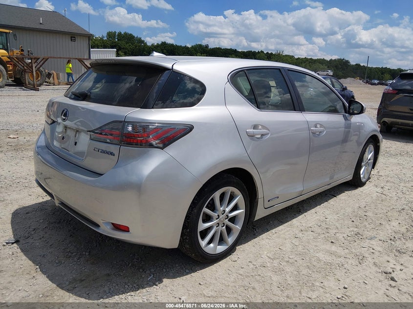 2013 Lexus Ct VIN JTHKD5BH5D2170389 IAAI salvage auction — NORMAL WEAR, Original (Ohio), sold $4,350 on 2026-07-08 (photo 4)