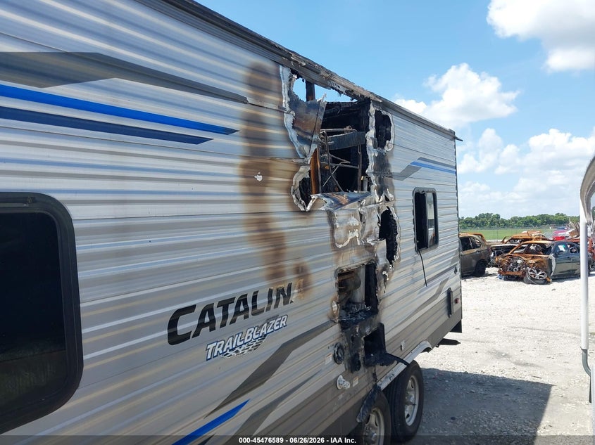 2019 Coachmen Catalina VIN 5ZT2CAHB2KU032101 IAAI salvage auction — BURN, Certificate Of Destruction (Florida), sold $100 on 2026-08-12 (photo 6)