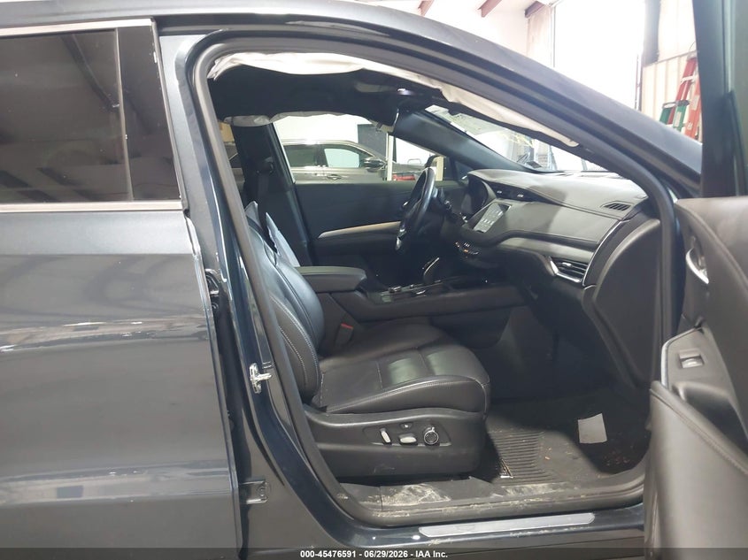 2020 Cadillac Xt4 VIN 1GYFZCR43LF153538 IAAI salvage auction — FRONT END, Salvage (North Carolina), sold $3,200 on 2026-07-19 (photo 5)