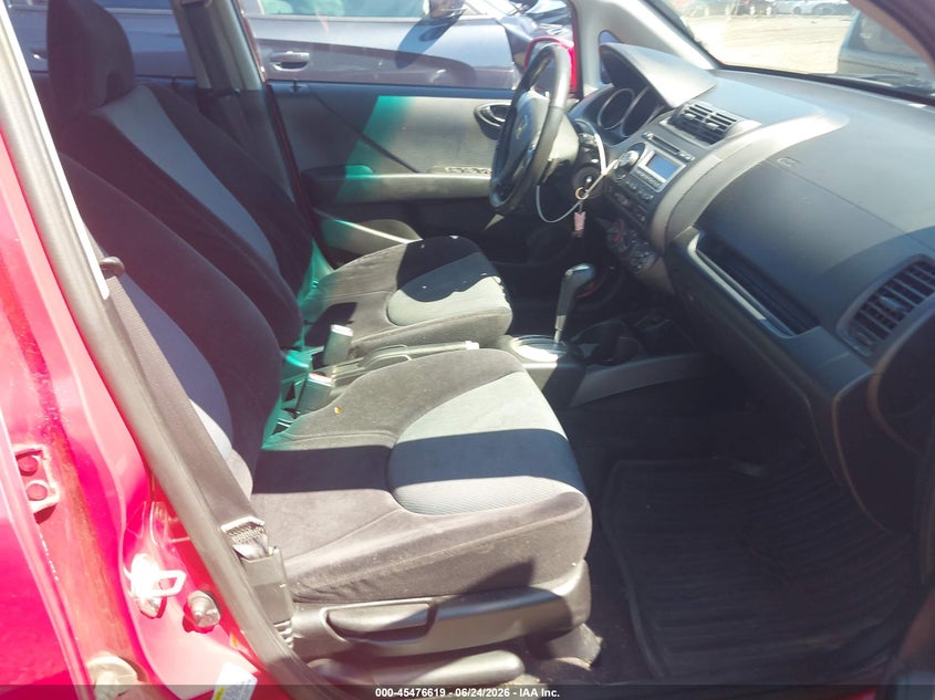 2008 Honda Fit VIN JHMGD38698S051430 IAAI salvage auction — NORMAL WEAR, Clear (Massachusetts), sold $550 on 2026-07-14 (photo 5)
