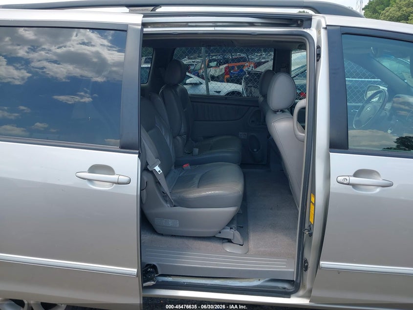 2005 Toyota Sienna VIN 5TDZA22C25S377599 IAAI salvage auction — FRONT END, Salvage (Georgia), sold $1,200 on 2026-07-22 (photo 8)