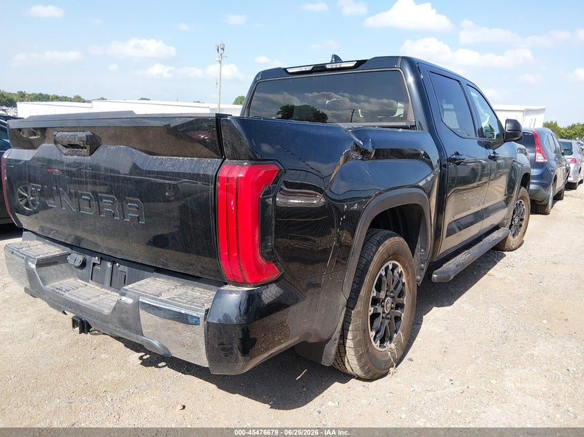 2024 Toyota Tundra VIN 5TFLA5DB2RX132989 IAAI salvage auction — SIDE, Salvage (Oklahoma), sold $13,500 on 2026-07-31 (photo 4)
