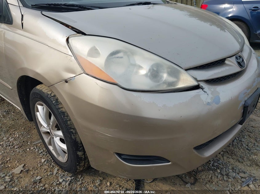 2009 Toyota Sienna VIN 5TDZK23C49S283418 IAAI salvage auction — NORMAL WEAR, Clear (Virginia), sold $975 on 2026-07-24 (photo 6)