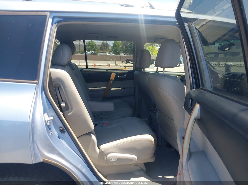 2008 Toyota Highlander VIN JTEEW44A282000222 IAAI salvage auction — NORMAL WEAR, Clear - Dealer Only (California), sold $1,350 on 2026-07-13 (photo 8)