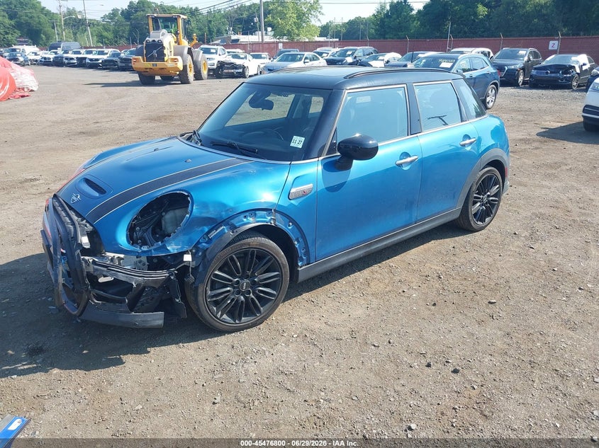2022 Mini Hard top VIN WMW53DK02N2R49057 IAAI salvage auction — LEFT & RIGHT, Salvage (Idaho), sold $4,925 on 2026-08-12 (photo 2)