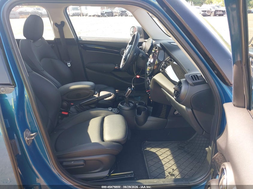 2022 Mini Hard top VIN WMW53DK02N2R49057 IAAI salvage auction — LEFT & RIGHT, Salvage (Idaho), sold $4,925 on 2026-08-12 (photo 5)