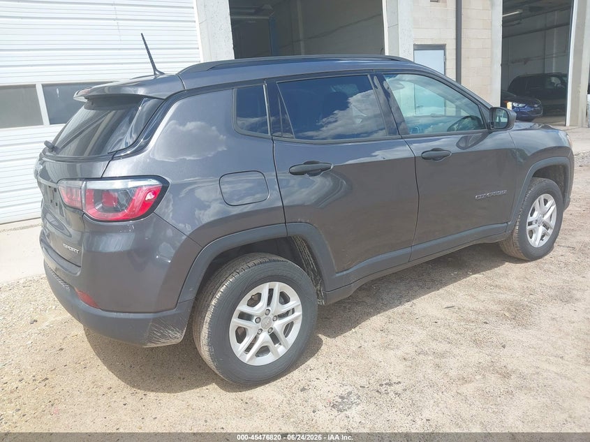 2018 Jeep Compass VIN 3C4NJDAB8JT392238 IAAI salvage auction — NORMAL WEAR, Sf97 (Minnesota), sold $8,650 on 2026-08-27 (photo 4)