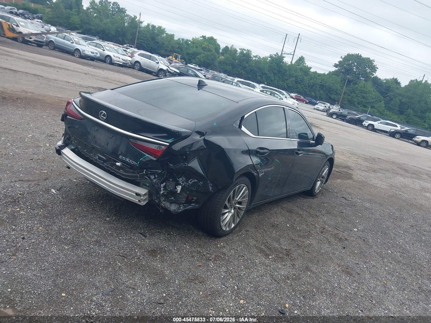 2023 Lexus ES VIN 58AEA1C16PU031032 IAAI salvage auction — REAR END, Salvage Title, sold $15,600 on 2026-08-01 (photo 4)