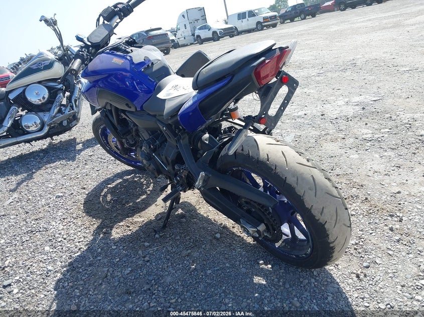 2022 Yamaha Mt VIN JYARM32E9NA004597 IAAI salvage auction — ALL OVER, Salvage (Pennsylvania), sold $2,500 on 2026-07-22 (photo 3)