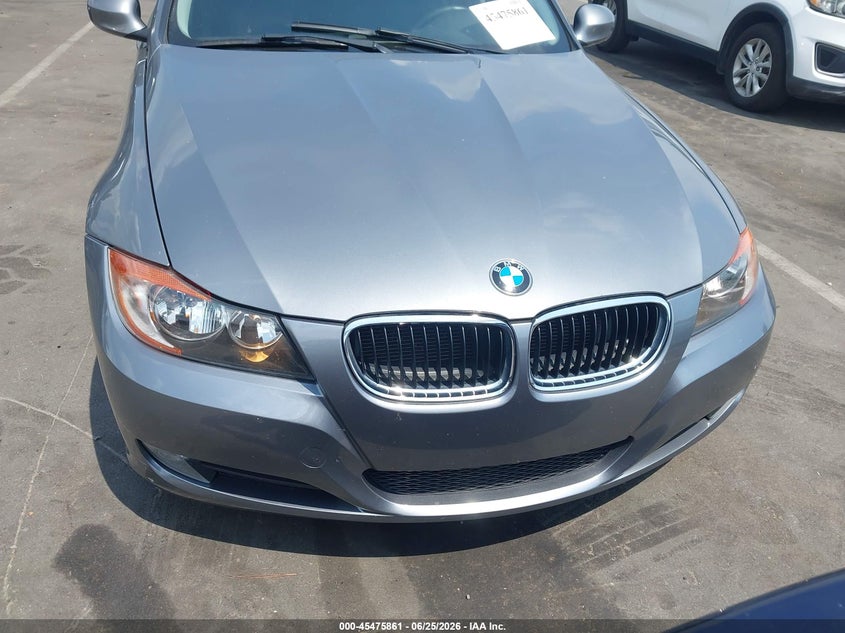2011 BMW 3er VIN WBAPH7G52BNN04294 IAAI salvage auction — NORMAL WEAR, Clear (North Carolina), sold $1,125 on 2026-07-15 (photo 6)