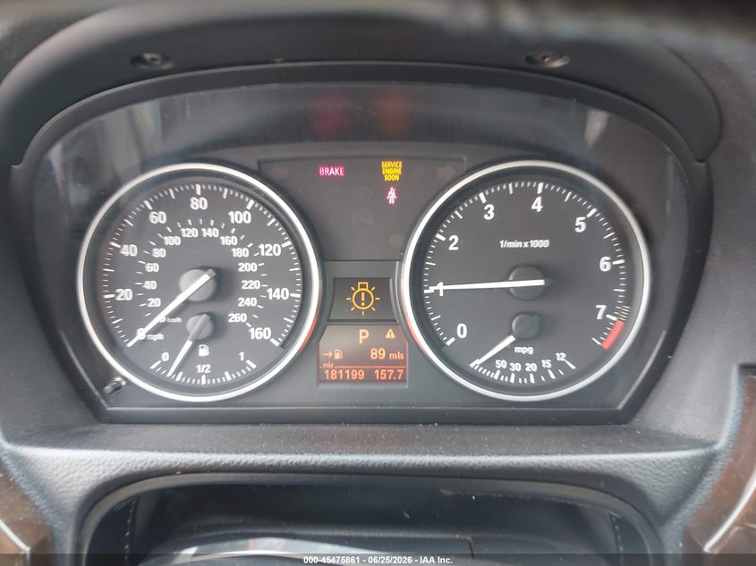 2011 BMW 3er VIN WBAPH7G52BNN04294 IAAI salvage auction — NORMAL WEAR, Clear (North Carolina), sold $1,125 on 2026-07-15 (photo 7)