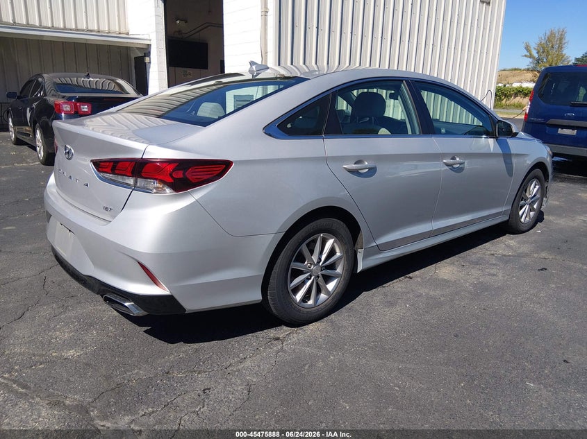 2018 Hyundai Sonata VIN 5NPE24AA3JH687462 IAAI salvage auction — NORMAL WEAR, SF97 (Virginia), sold $8,450 on 2026-07-27 (photo 4)