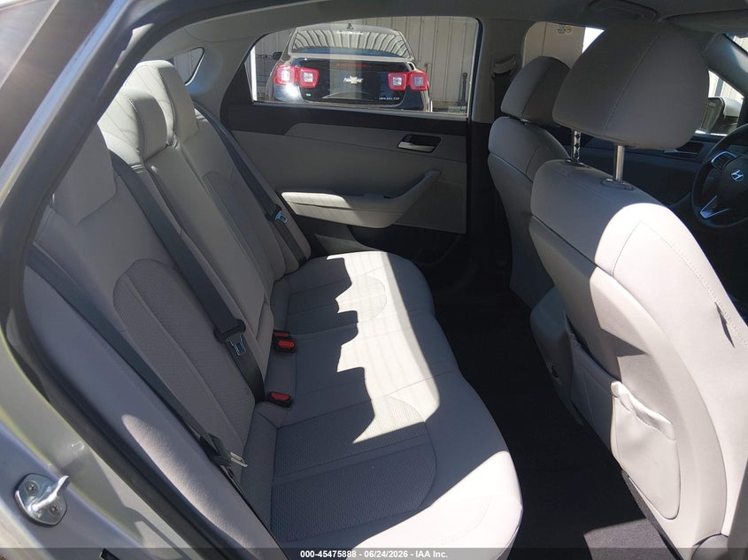 2018 Hyundai Sonata VIN 5NPE24AA3JH687462 IAAI salvage auction — NORMAL WEAR, SF97 (Virginia), sold $8,450 on 2026-07-27 (photo 8)
