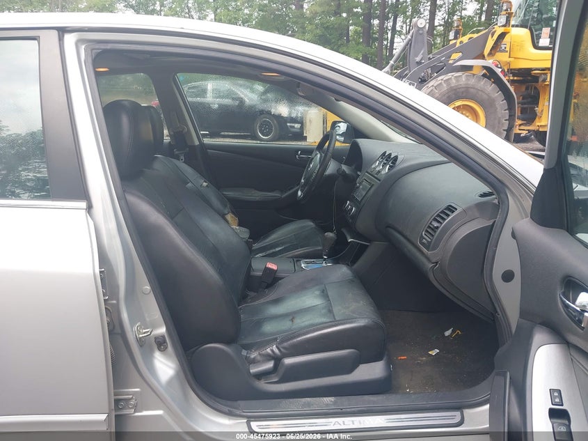 2010 Nissan Altima VIN 1N4AL2APXAN560332 IAAI salvage auction — LEFT FRONT, Clear (Virginia), sold $325 on 2026-07-09 (photo 5)