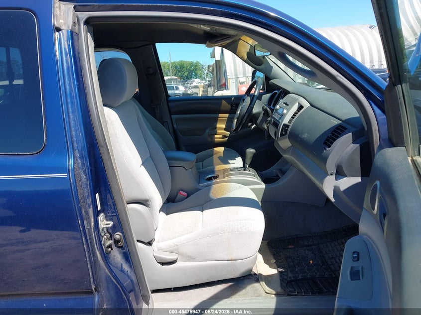 2005 Toyota Tacoma VIN 5TETU62N05Z130039 IAAI salvage auction — NORMAL WEAR, Clear (Pennsylvania), sold $3,700 on 2026-07-30 (photo 5)