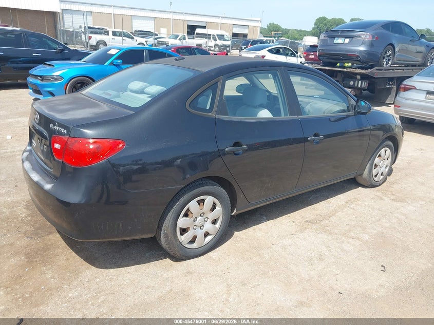 2009 Hyundai Elantra VIN KMHDU46D59U639418 IAAI salvage auction — NORMAL WEAR, Clear (Oklahoma), sold $250 on 2026-07-08 (photo 4)