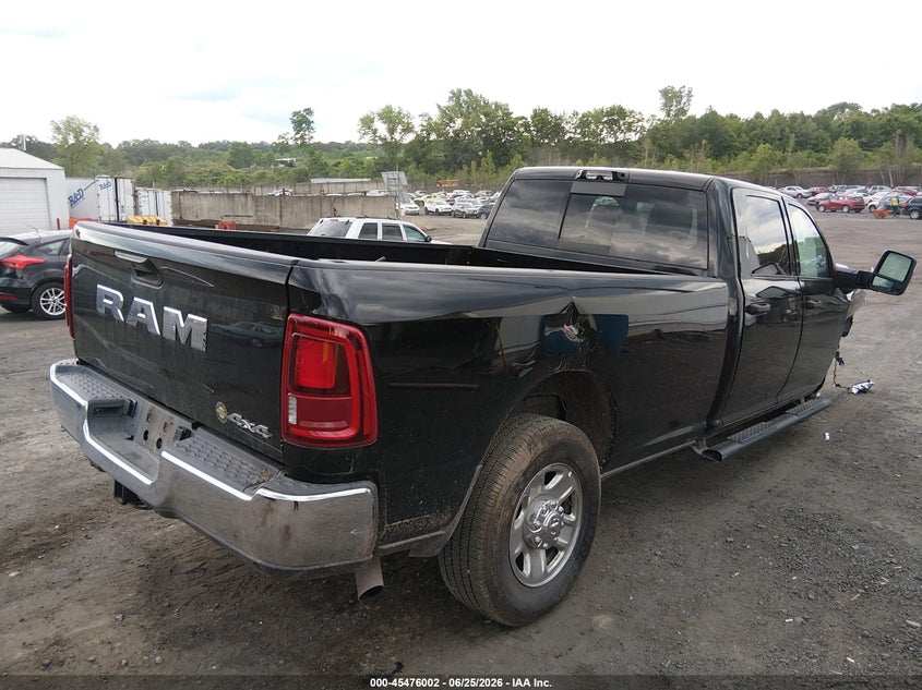 2025 Ram 2500 VIN 3C6UR5HJ5SG586878 IAAI salvage auction — RIGHT FRONT, Salvage Title, sold $7,000 on 2026-07-28 (photo 4)