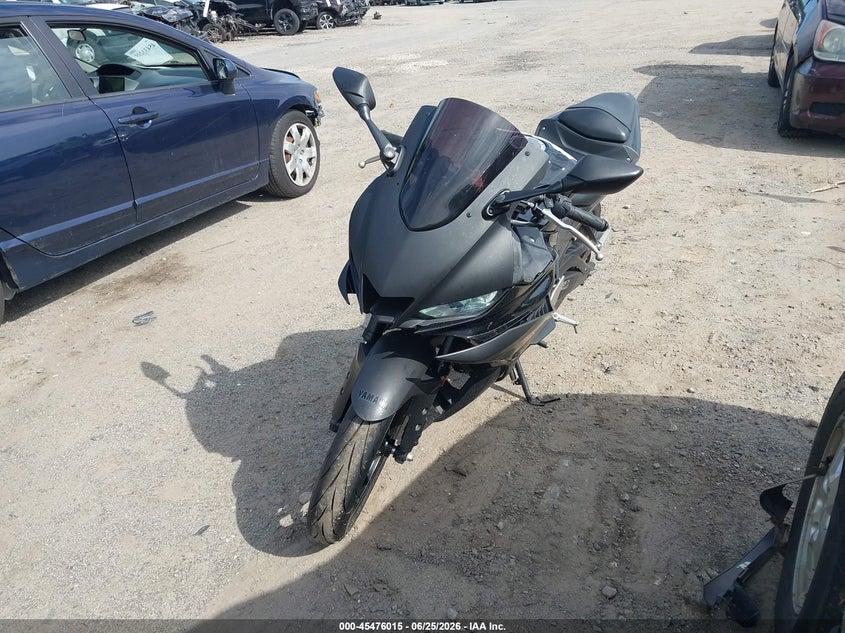 2020 Yamaha Yzf VIN MH3RH18Y3LK004893 IAAI salvage auction — RIGHT SIDE, Salvage (Massachusetts), sold $650 on 2026-07-28 (photo 2)