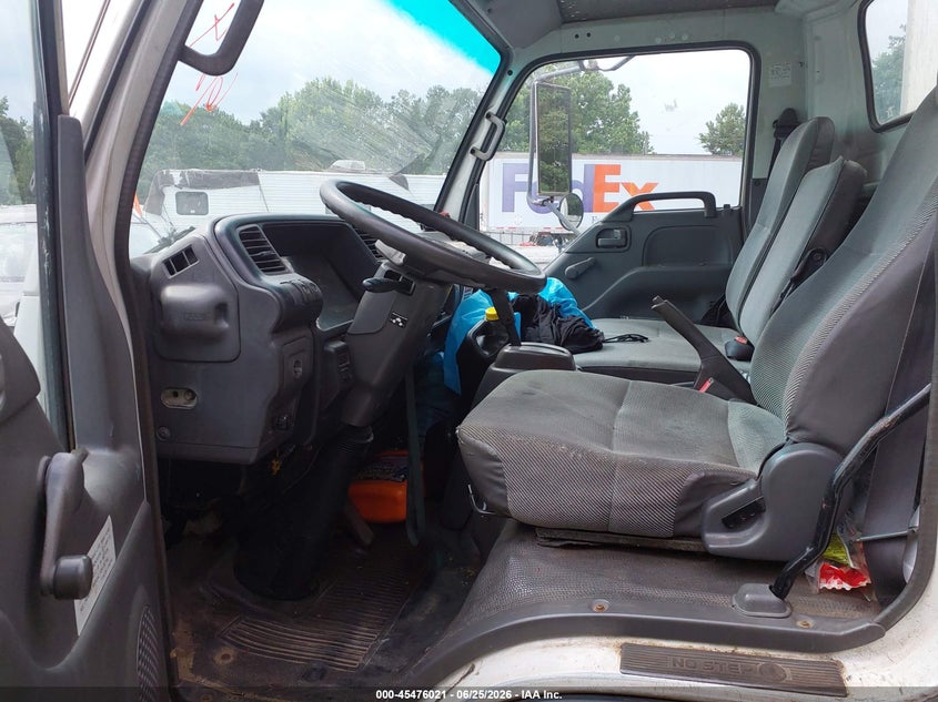 2000 Isuzu Nqr VIN JALE5B146Y7901315 IAAI salvage auction — NORMAL WEAR, Clear (Georgia), sold $1,925 on 2026-07-15 (photo 6)