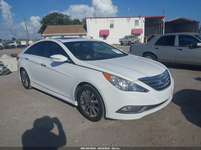 2014 Hyundai Sonata VIN 5NPEC4AC4EH815602 IAAI salvage auction — SIDE, Salvage Title, sold $625 on 2026-07-28 (photo 1)
