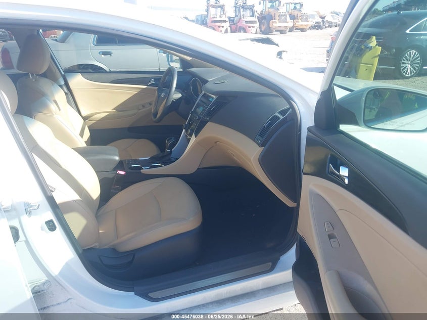 2014 Hyundai Sonata VIN 5NPEC4AC4EH815602 IAAI salvage auction — SIDE, Salvage Title, sold $625 on 2026-07-28 (photo 5)