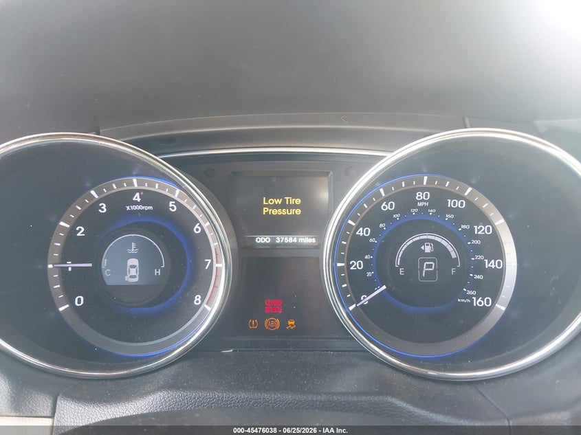 2014 Hyundai Sonata VIN 5NPEC4AC4EH815602 IAAI salvage auction — SIDE, Salvage Title, sold $625 on 2026-07-28 (photo 7)