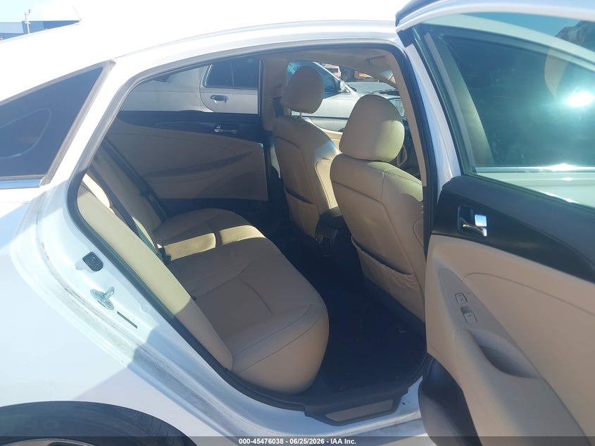2014 Hyundai Sonata VIN 5NPEC4AC4EH815602 IAAI salvage auction — SIDE, Salvage Title, sold $625 on 2026-07-28 (photo 8)