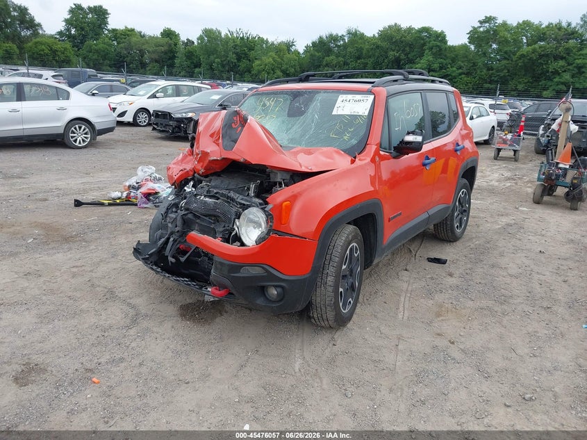 2017 Jeep Renegade VIN ZACCJBCB9HPF75111 IAAI salvage auction — FRONT & REAR, Salvage (Iowa), sold $325 on 2026-07-29 (photo 2)