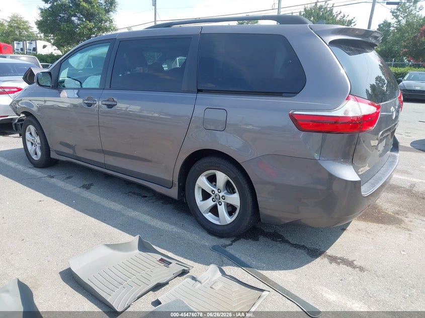 2018 Toyota Sienna VIN 5TDKZ3DCXJS965483 IAAI salvage auction — FRONT END, Salvage (North Carolina), sold $2,850 on 2026-07-29 (photo 3)
