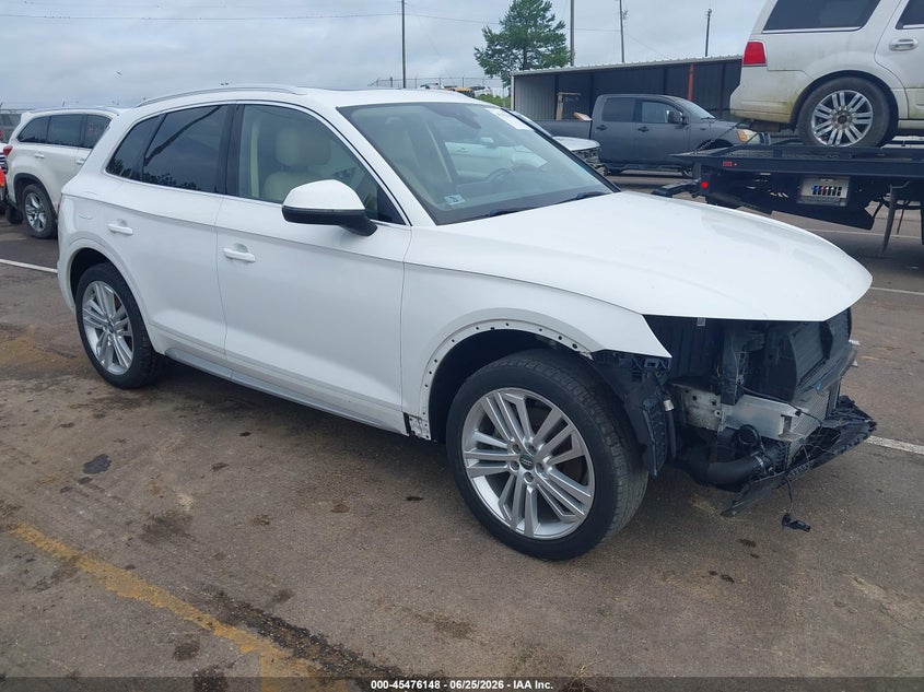 2018 Audi Q5 VIN WA1CNAFY9J2098401 IAAI salvage auction — LEFT FRONT, Salvage (Mississippi), sold $3,750 on 2026-07-23 (photo 1)